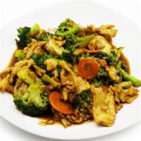 Hunan · Served in 32 oz Container. Spicy brown sauce, broccoli, carrots, white mushrooms.