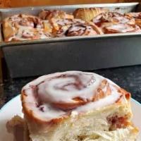 Pecan Cinnamon Roll/Sugar Cookie Boxx · Huge warm cinnamon rolls topped with homemade Pecan icing along with warm huge sugar cookies...