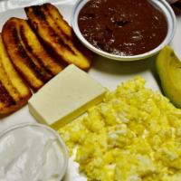 Desayunos Salvadoreño · Scrambled eggs with plantains, cheese,sour cream, beans, avocado and tortilla.