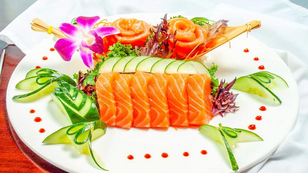 Salmon Don Lunch Special · Sliced of salmon on a bed of rice. Served with your choice of soup or salad.