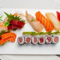 Sushi & Sashimi Deluxe · 6pcs sushi, 8pcs sashimi, rainbow roll.