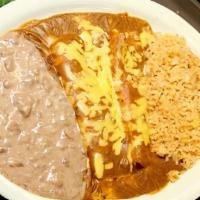 3 Enchilada Plate · Choice of fillings beef, chicken or cheese and choice of sauce chile con carne, ranchero, ve...