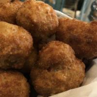 Fried Mushrooms · Hearty portion of battered and deep fried mushrooms. Served with ranch.