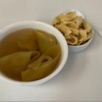 Wonton Soup / 云吞汤 · Served with fried noodles.