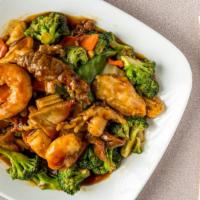 4 Seasons / 炒四季 · Jumbo shrimp, chicken, beef, and pork with assorted Chinese vegetables. Hunan and szechuan s...