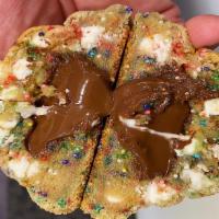 White Chocolate Funtella · 6 oz, Festival Batter, White Chocolate Chips, Sprinkles, Nutella Middle
