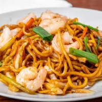 Shrimp Lo Mein Or Rice Noodle (Party Tray (4Lg)) · 