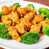 General Tso'S Chicken (Party Tray (4Lg)) · Spicy. Hot! Chunks of boneless chicken sautéed in Chef's special sauce.