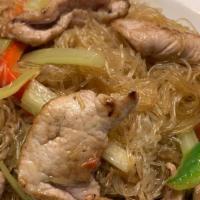 Pad Woon Sen · glass noodle,egg,mushrooms,celery,bell pepper, and pork (t)