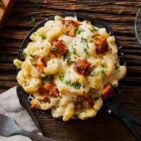 Bbq Chicken Mac & Cheese · Elbow macaroni with our classic cheese blend, chicken, bacon, and BBQ sauce.