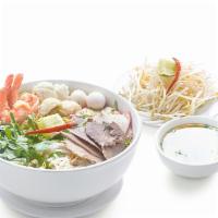 Hủ Tiếu Hải Dương  · soup in or aside.(khô Hay Nước) / Hai Duong Clear Noodle with Pork, Shrimp, Pork Tongue, Hea...