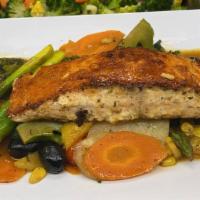 Grill Salmon  · choose with white rice and beans, rice with bean or rice with vegetables