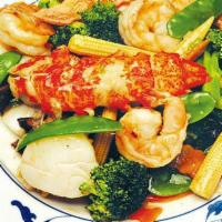 Seafood Delight · Lobster,Shrimp, Scallop and mixed vegetable