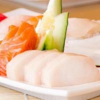 Sushi Special · Ten nigiri and California roll.