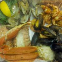 Waterman'S Select · 2 8oz lobster tails, 1/2 lb large shrimp, 2 snow crab clusters, 1/2 lb mussels, 1/2 lb littl...