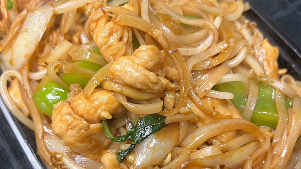Drunken Noodles · Spicy. Traditional Thai rice noodles are stir-fried with garlic, onion, peppers, bean sprouts and fresh basil leaves in a spicy sauce.